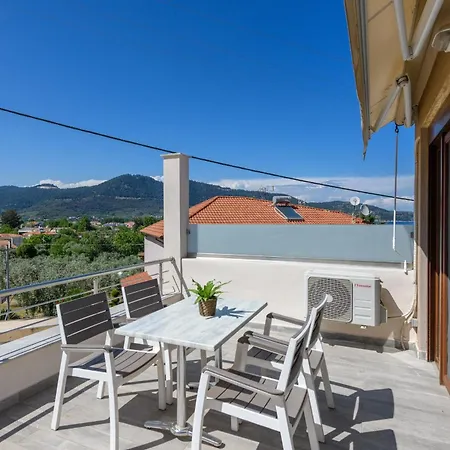 Appartement Paschalis *