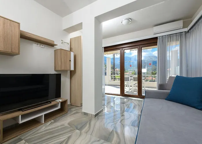 Paschalis Lejlighed *